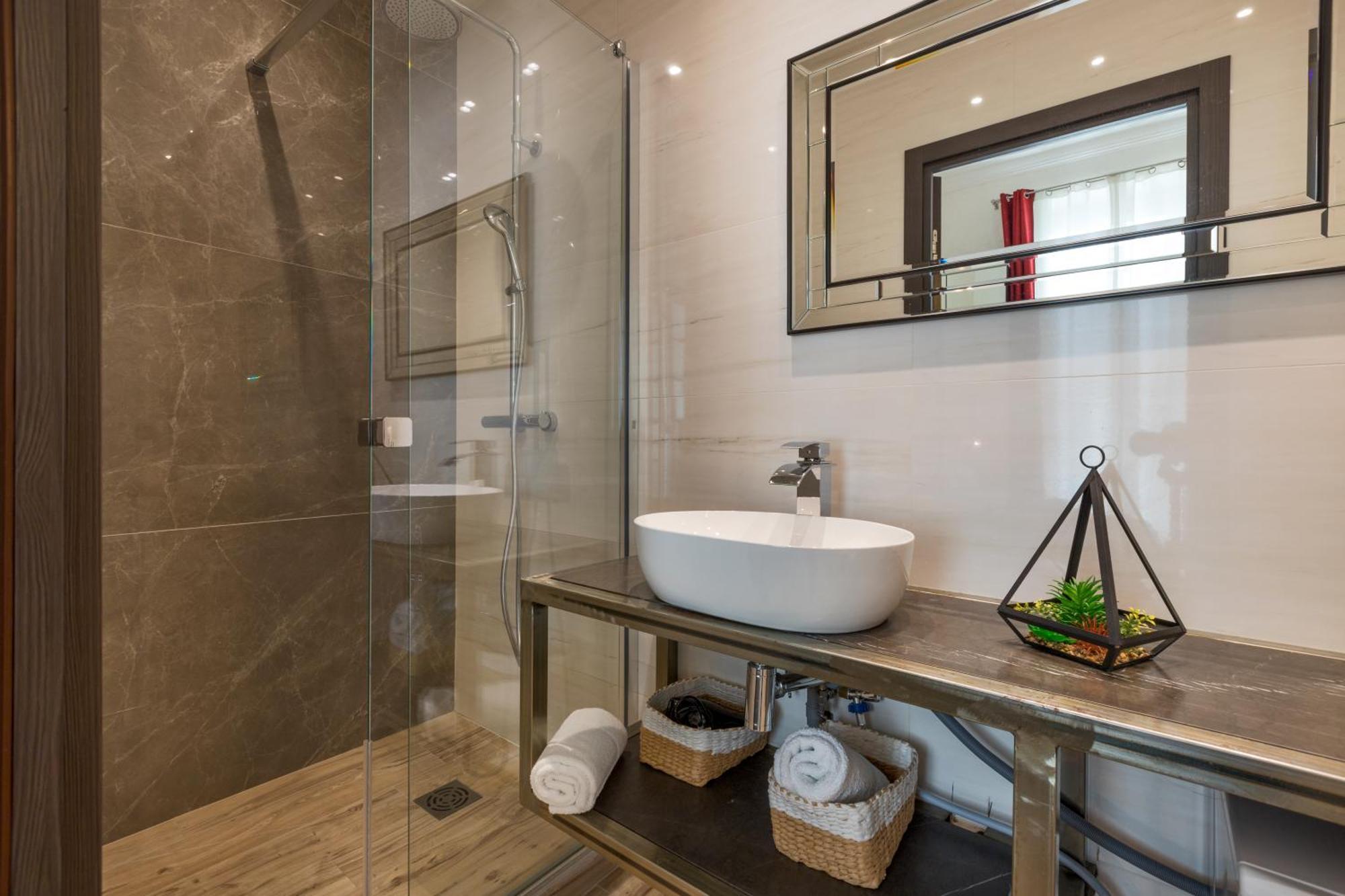 Residence Montaigne - Luxurious - 350M Palais - Lra Кан Екстериор снимка