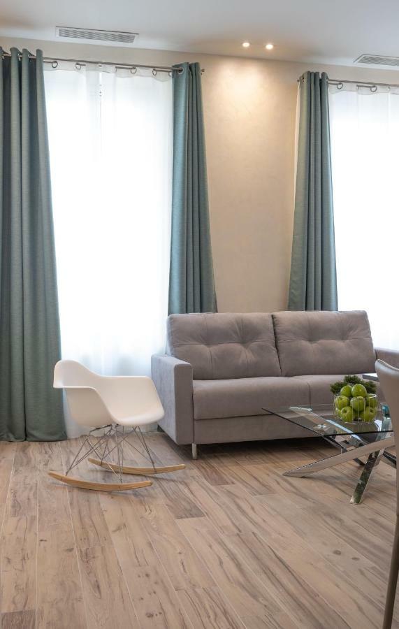 Residence Montaigne - Luxurious - 350M Palais - Lra Кан Екстериор снимка