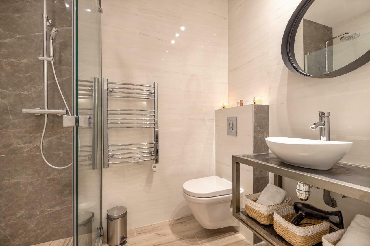 Residence Montaigne - Luxurious - 350M Palais - Lra Кан Екстериор снимка